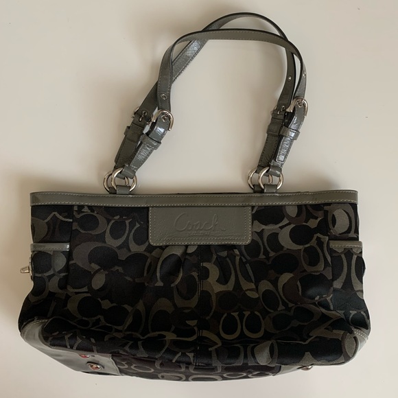 Coach Handbags - Coach Purse